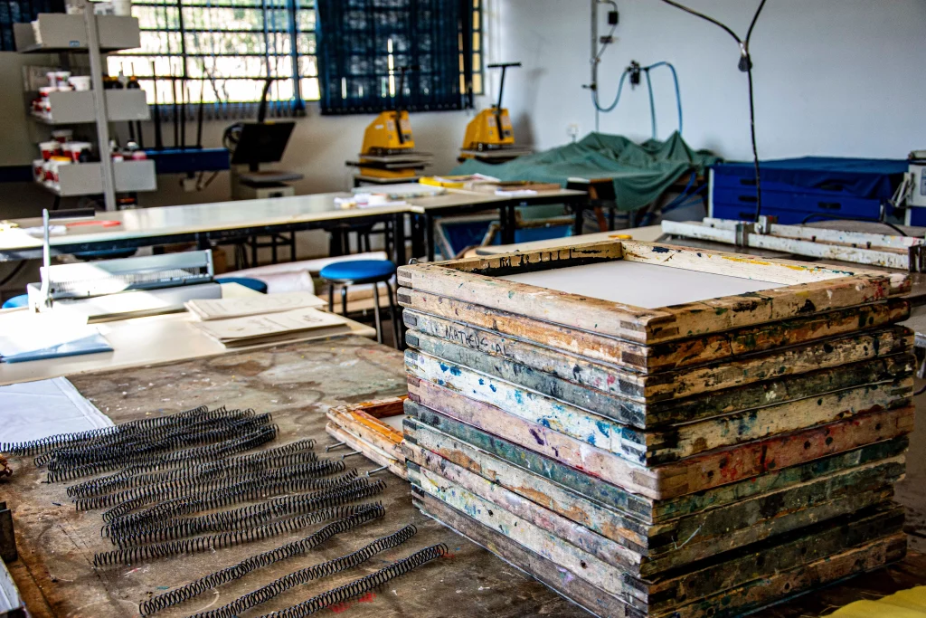 İkinci el serigrafi makinesi satın almadan önce tabla ve mekanik aksam kontrolü

